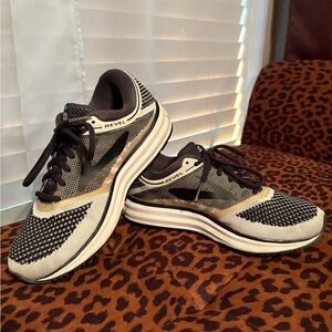 Brooks Revel Black/ White /Tan Athletic Shoes